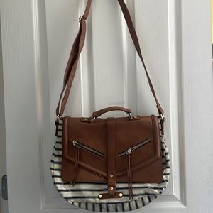Canvas messenger bag